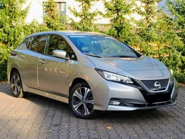 Серый Ниссан Лиф, объемом двигателя 0 л и пробегом 49 тыс. км за 13900 $, фото 6 на Automoto.ua
