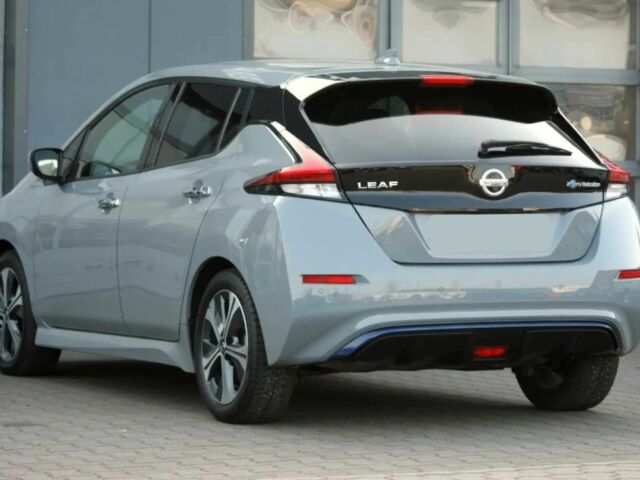 Серый Ниссан Лиф, объемом двигателя 0 л и пробегом 10 тыс. км за 6500 $, фото 4 на Automoto.ua