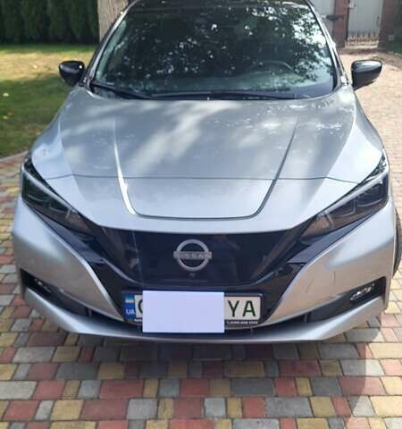 Серый Ниссан Лиф, объемом двигателя 0 л и пробегом 25 тыс. км за 24000 $, фото 1 на Automoto.ua