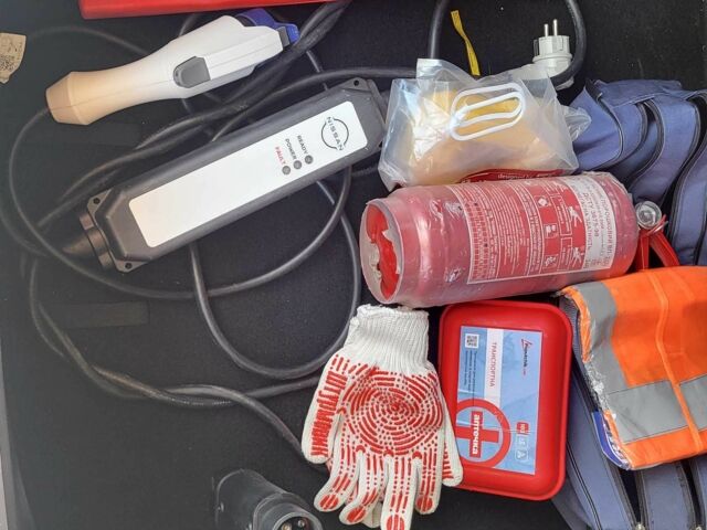 Сірий Ніссан Ліф, об'ємом двигуна 0 л та пробігом 25 тис. км за 21000 $, фото 13 на Automoto.ua