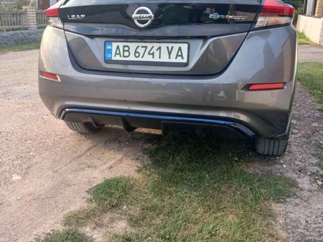 Серый Ниссан Лиф, объемом двигателя 0 л и пробегом 40 тыс. км за 14500 $, фото 3 на Automoto.ua
