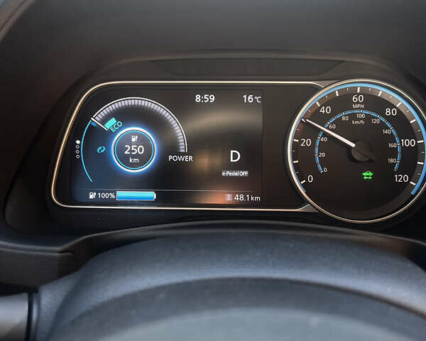 Сірий Ніссан Ліф, об'ємом двигуна 0 л та пробігом 47 тис. км за 15900 $, фото 28 на Automoto.ua