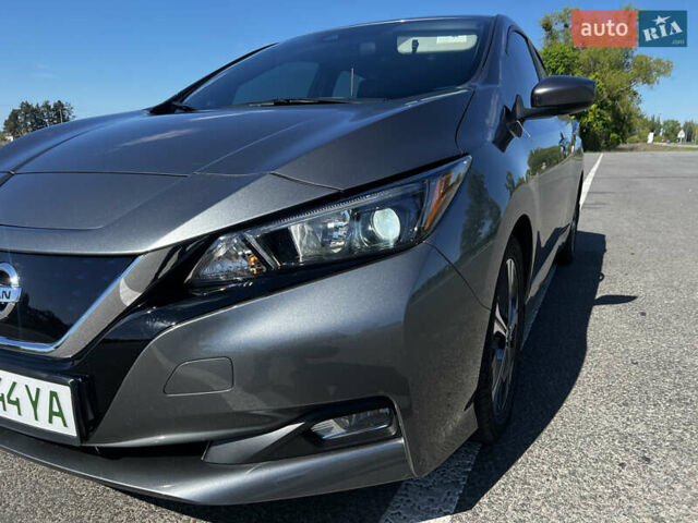 Сірий Ніссан Ліф, об'ємом двигуна 0 л та пробігом 47 тис. км за 15900 $, фото 6 на Automoto.ua