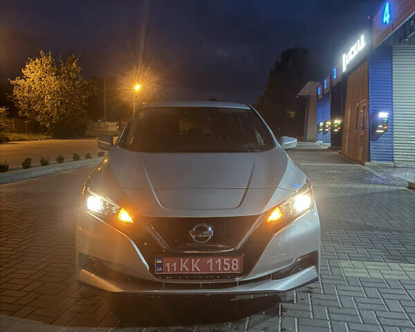 Сірий Ніссан Ліф, об'ємом двигуна 0 л та пробігом 66 тис. км за 16999 $, фото 16 на Automoto.ua