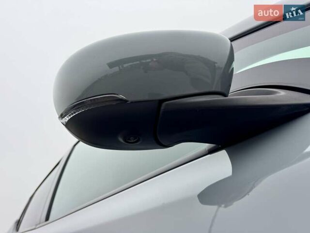 Серый Ниссан Лиф, объемом двигателя 0 л и пробегом 28 тыс. км за 19300 $, фото 22 на Automoto.ua