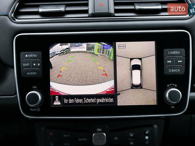 Серый Ниссан Лиф, объемом двигателя 0 л и пробегом 26 тыс. км за 15850 $, фото 31 на Automoto.ua