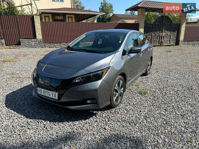 Серый Ниссан Лиф, объемом двигателя 0 л и пробегом 18 тыс. км за 17900 $, фото 7 на Automoto.ua