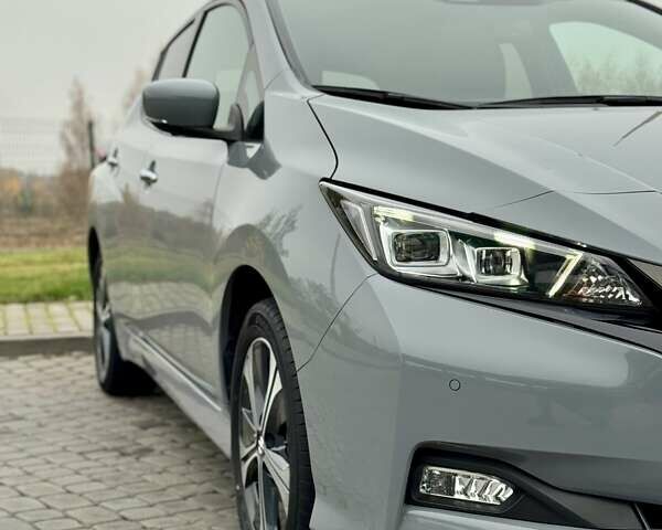 Серый Ниссан Лиф, объемом двигателя 0 л и пробегом 28 тыс. км за 19300 $, фото 11 на Automoto.ua