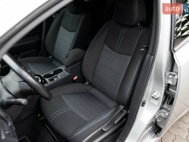 Серый Ниссан Лиф, объемом двигателя 0 л и пробегом 26 тыс. км за 15850 $, фото 15 на Automoto.ua