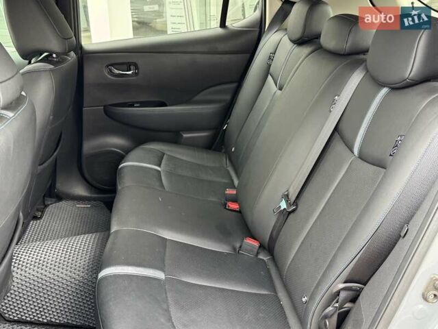 Серый Ниссан Лиф, объемом двигателя 0 л и пробегом 21 тыс. км за 18990 $, фото 10 на Automoto.ua