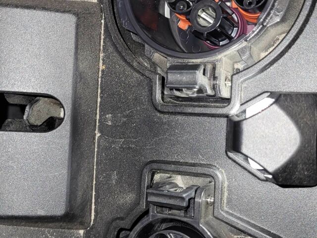 Сірий Ніссан Ліф, об'ємом двигуна 0 л та пробігом 25 тис. км за 21000 $, фото 15 на Automoto.ua