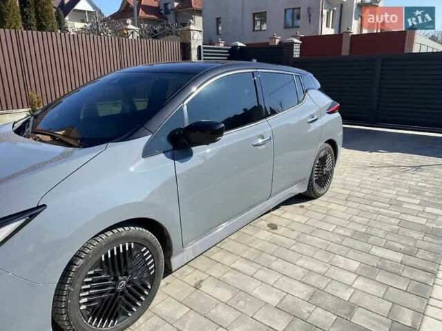 Серый Ниссан Лиф, объемом двигателя 0 л и пробегом 21 тыс. км за 18900 $, фото 1 на Automoto.ua