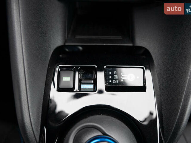 Серый Ниссан Лиф, объемом двигателя 0 л и пробегом 26 тыс. км за 15850 $, фото 30 на Automoto.ua