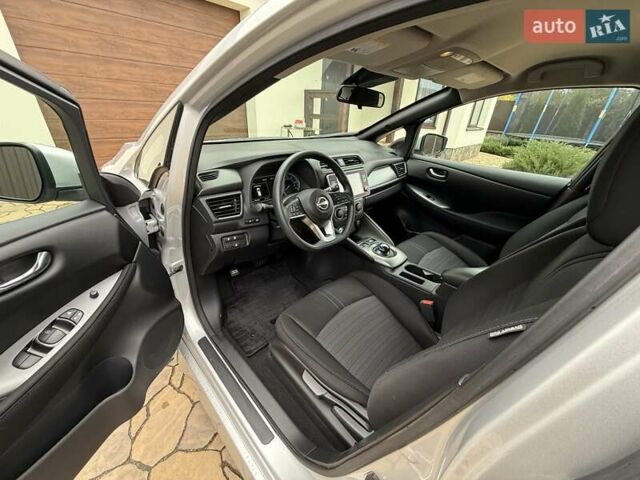 Сірий Ніссан Ліф, об'ємом двигуна 0 л та пробігом 16 тис. км за 13999 $, фото 8 на Automoto.ua