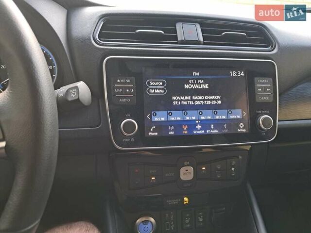 Серый Ниссан Лиф, объемом двигателя 0 л и пробегом 39 тыс. км за 14950 $, фото 15 на Automoto.ua