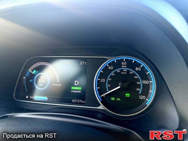 Сірий Ніссан Ліф, об'ємом двигуна 0.11 л та пробігом 66 тис. км за 16999 $, фото 2 на Automoto.ua