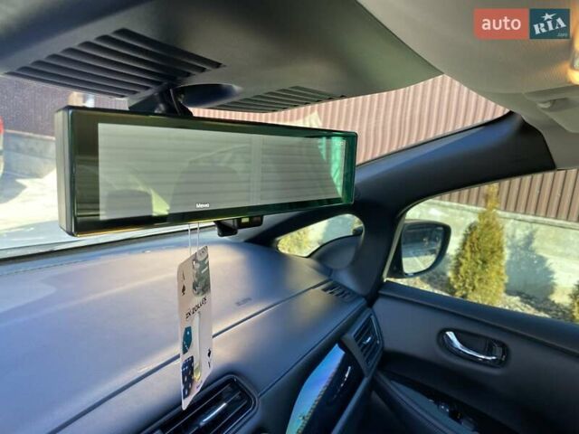 Серый Ниссан Лиф, объемом двигателя 0 л и пробегом 20 тыс. км за 18900 $, фото 12 на Automoto.ua