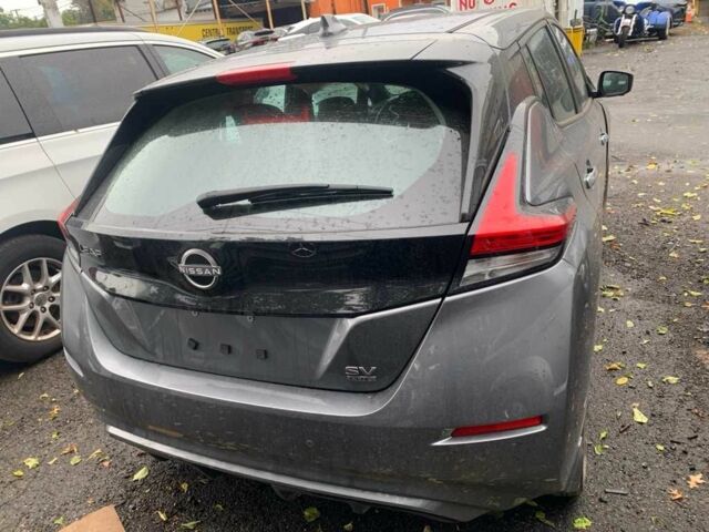 Серый Ниссан Лиф, объемом двигателя 0 л и пробегом 32 тыс. км за 17000 $, фото 14 на Automoto.ua