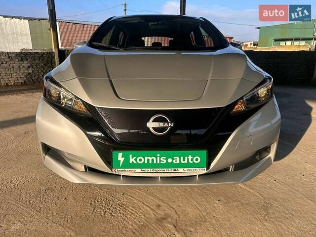 Сірий Ніссан Ліф, об'ємом двигуна 0 л та пробігом 36 тис. км за 16799 $, фото 8 на Automoto.ua