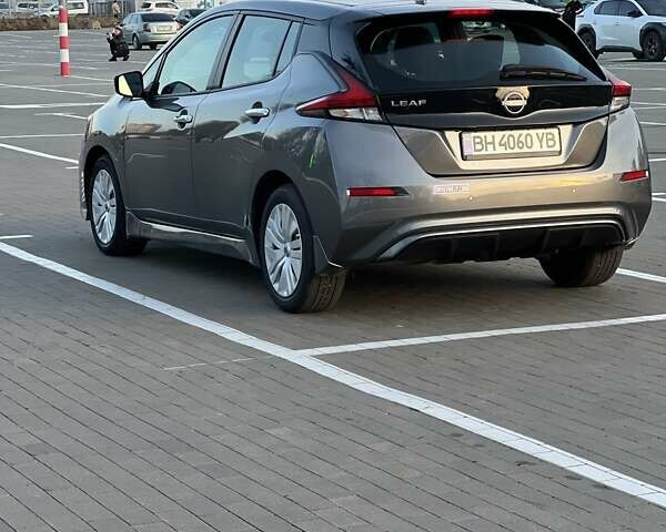 Сірий Ніссан Ліф, об'ємом двигуна 0 л та пробігом 24 тис. км за 17500 $, фото 6 на Automoto.ua