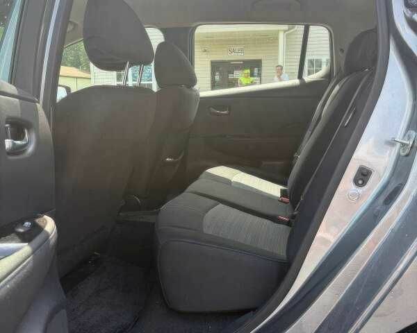 Сірий Ніссан Ліф, об'ємом двигуна 0 л та пробігом 20 тис. км за 10000 $, фото 9 на Automoto.ua