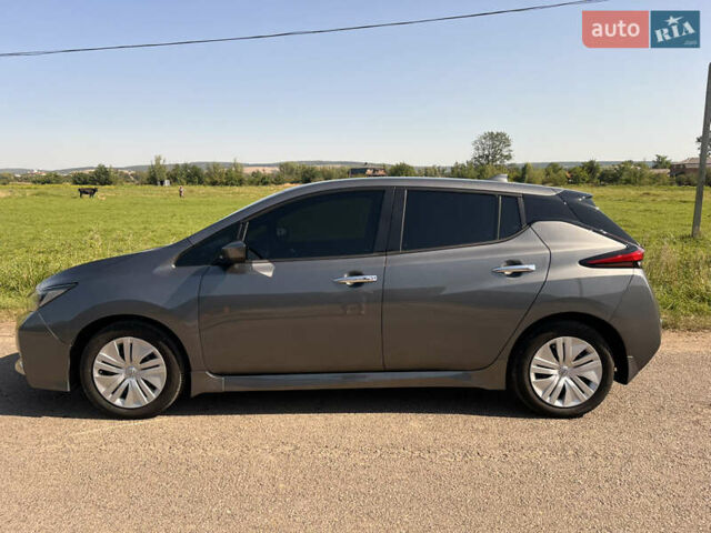 Серый Ниссан Лиф, объемом двигателя 0 л и пробегом 10 тыс. км за 15800 $, фото 7 на Automoto.ua