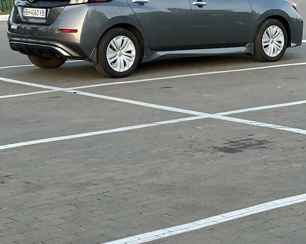 Сірий Ніссан Ліф, об'ємом двигуна 0 л та пробігом 24 тис. км за 17500 $, фото 4 на Automoto.ua