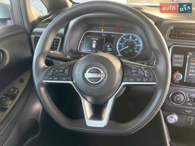 Сірий Ніссан Ліф, об'ємом двигуна 0 л та пробігом 36 тис. км за 16799 $, фото 53 на Automoto.ua