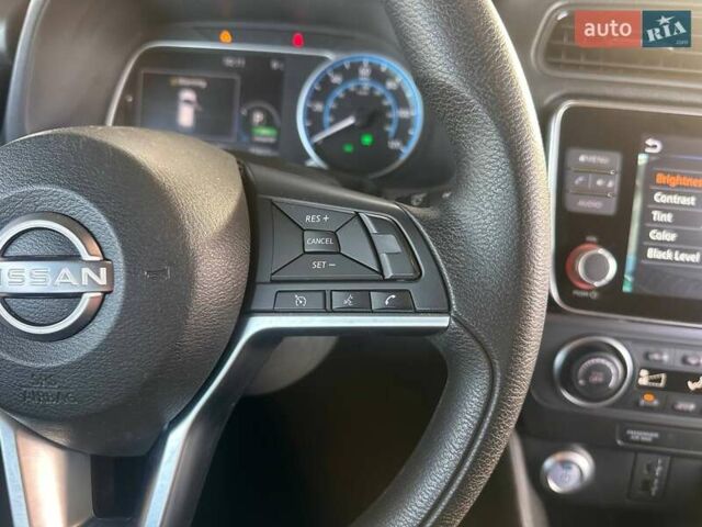 Сірий Ніссан Ліф, об'ємом двигуна 0 л та пробігом 36 тис. км за 16799 $, фото 55 на Automoto.ua