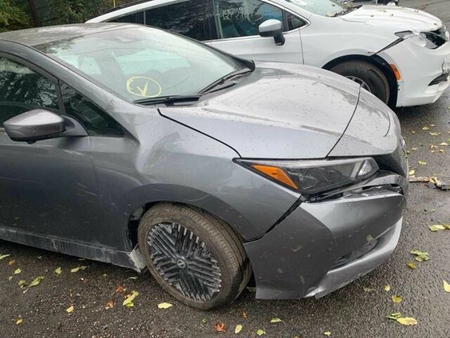 Серый Ниссан Лиф, объемом двигателя 0 л и пробегом 32 тыс. км за 17000 $, фото 6 на Automoto.ua