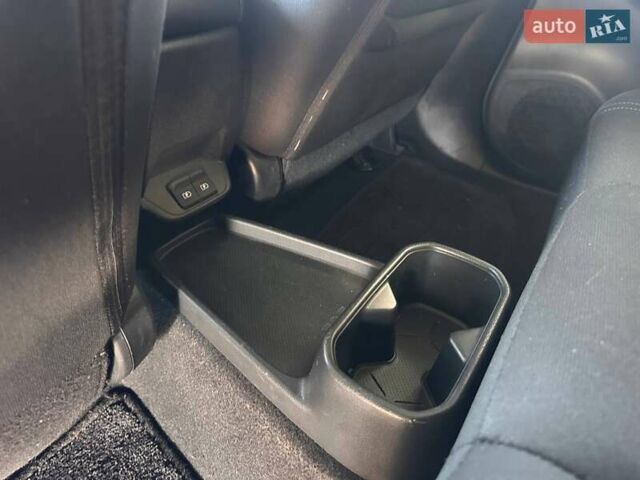 Сірий Ніссан Ліф, об'ємом двигуна 0 л та пробігом 36 тис. км за 16799 $, фото 41 на Automoto.ua