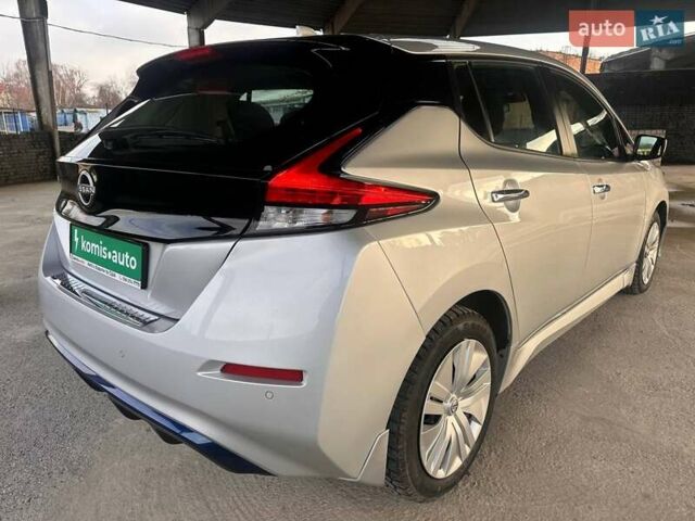 Сірий Ніссан Ліф, об'ємом двигуна 0 л та пробігом 36 тис. км за 16799 $, фото 24 на Automoto.ua