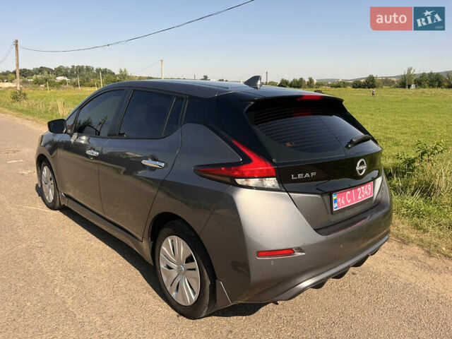 Серый Ниссан Лиф, объемом двигателя 0 л и пробегом 10 тыс. км за 15800 $, фото 6 на Automoto.ua