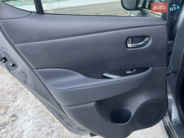 Сірий Ніссан Ліф, об'ємом двигуна 0 л та пробігом 1 тис. км за 21097 $, фото 15 на Automoto.ua
