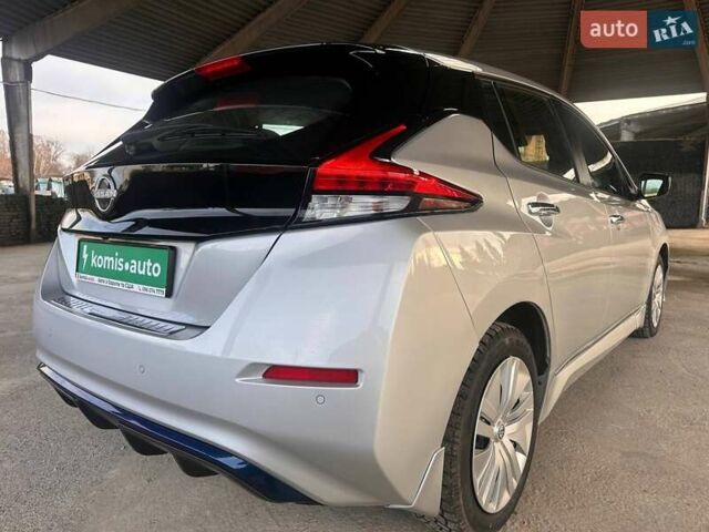 Сірий Ніссан Ліф, об'ємом двигуна 0 л та пробігом 36 тис. км за 16799 $, фото 27 на Automoto.ua