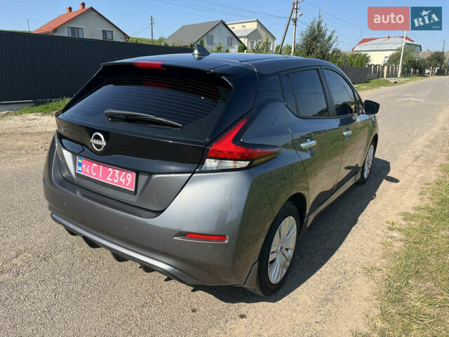 Серый Ниссан Лиф, объемом двигателя 0 л и пробегом 10 тыс. км за 15800 $, фото 4 на Automoto.ua
