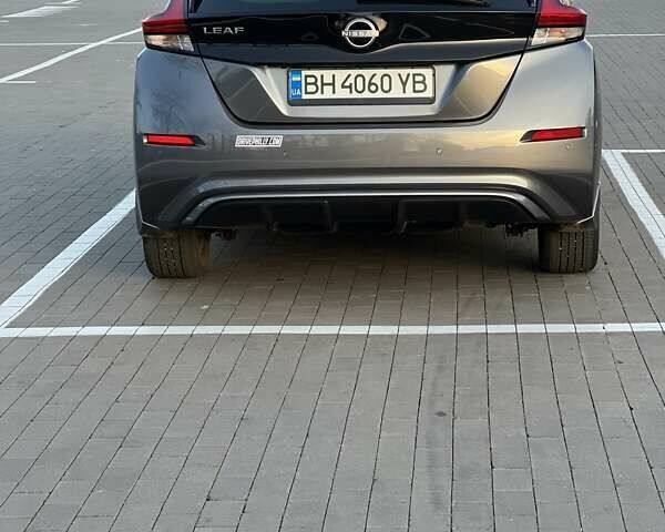 Сірий Ніссан Ліф, об'ємом двигуна 0 л та пробігом 24 тис. км за 17500 $, фото 2 на Automoto.ua