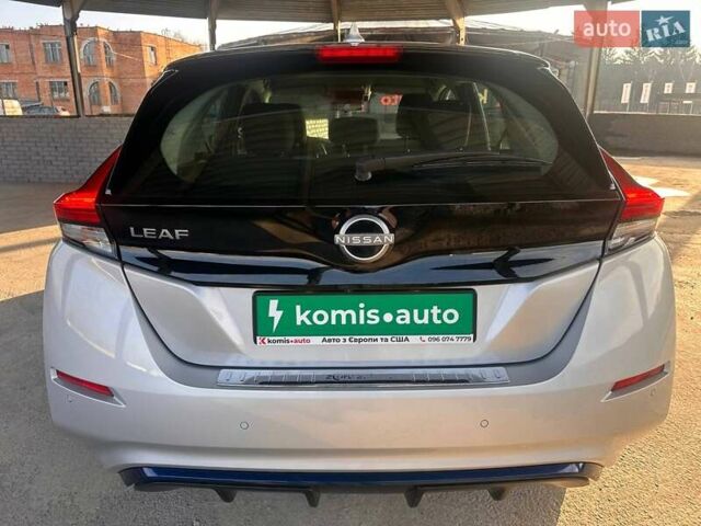 Сірий Ніссан Ліф, об'ємом двигуна 0 л та пробігом 36 тис. км за 16799 $, фото 17 на Automoto.ua