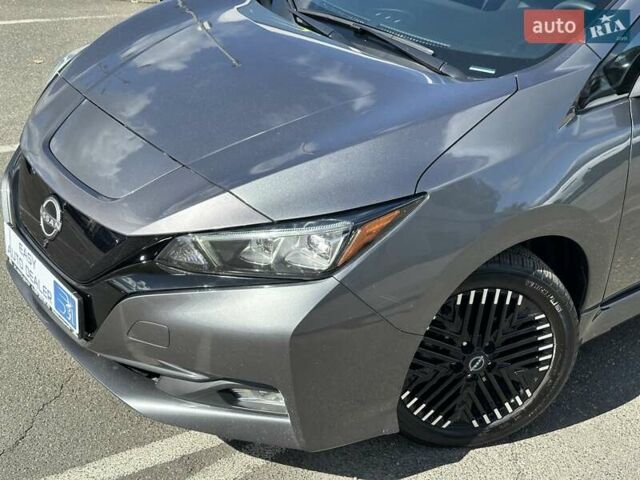 Серый Ниссан Лиф, объемом двигателя 0 л и пробегом 4 тыс. км за 20990 $, фото 10 на Automoto.ua