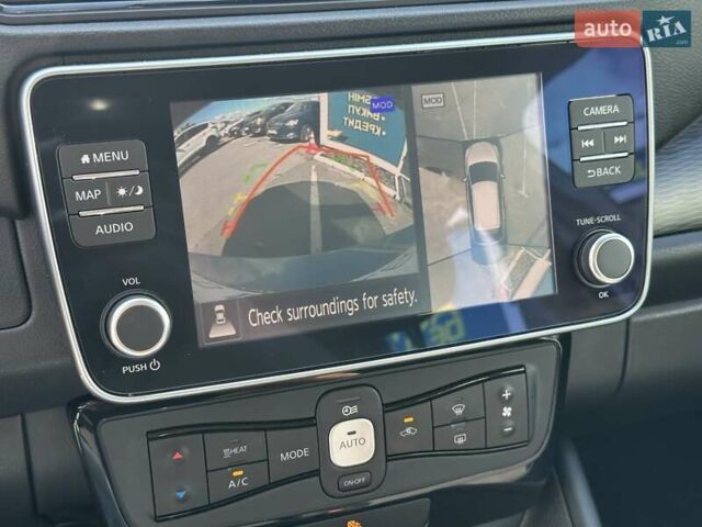 Серый Ниссан Лиф, объемом двигателя 0 л и пробегом 4 тыс. км за 20990 $, фото 27 на Automoto.ua