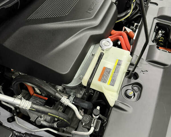 Серый Ниссан Лиф, объемом двигателя 0 л и пробегом 6 тыс. км за 17200 $, фото 26 на Automoto.ua