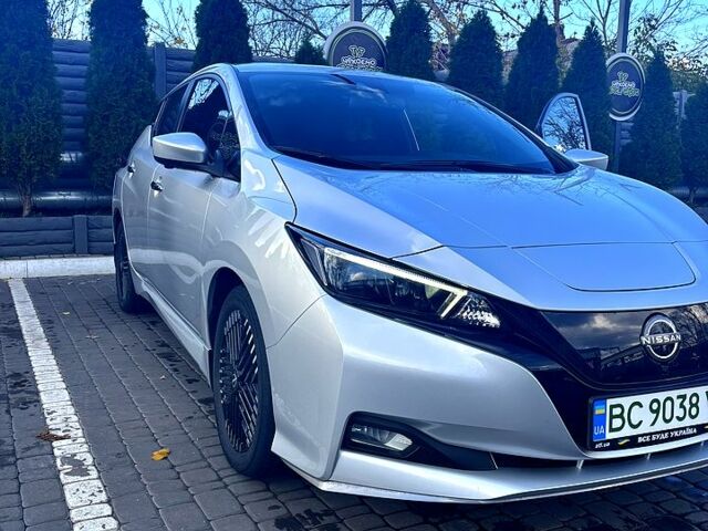 Серый Ниссан Лиф, объемом двигателя 0 л и пробегом 1000 тыс. км за 21999 $, фото 2 на Automoto.ua