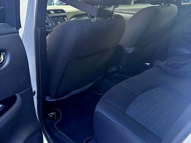 Серый Ниссан Лиф, объемом двигателя 0 л и пробегом 1000 тыс. км за 21999 $, фото 6 на Automoto.ua