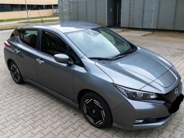 Серый Ниссан Лиф, объемом двигателя 0 л и пробегом 20 тыс. км за 8000 $, фото 3 на Automoto.ua