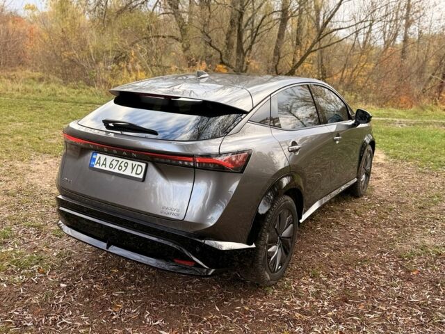 Серый Ниссан Лиф, объемом двигателя 0 л и пробегом 12 тыс. км за 27300 $, фото 5 на Automoto.ua