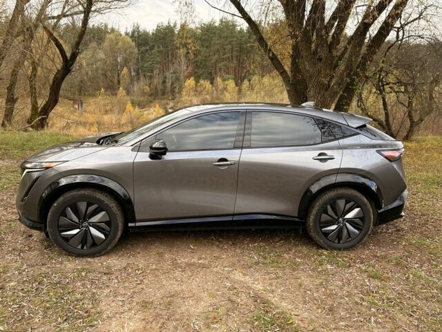 Серый Ниссан Лиф, объемом двигателя 0 л и пробегом 12 тыс. км за 27300 $, фото 2 на Automoto.ua