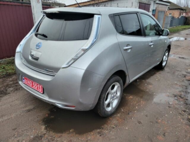 Сірий Ніссан Ліф, об'ємом двигуна 0 л та пробігом 148 тис. км за 5900 $, фото 2 на Automoto.ua