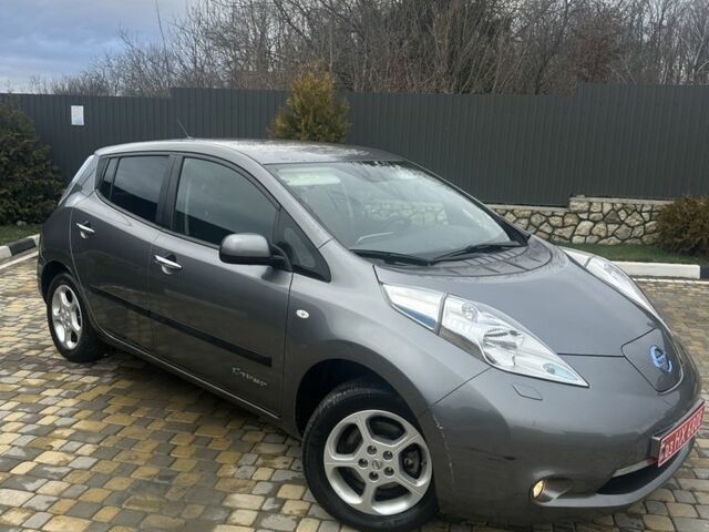 Сірий Ніссан Ліф, об'ємом двигуна 0 л та пробігом 91 тис. км за 7200 $, фото 2 на Automoto.ua