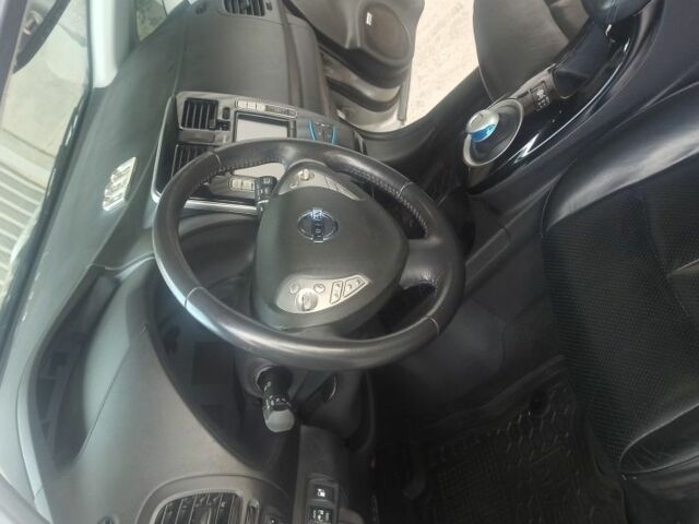 Серый Ниссан Лиф, объемом двигателя 0 л и пробегом 142 тыс. км за 7400 $, фото 13 на Automoto.ua