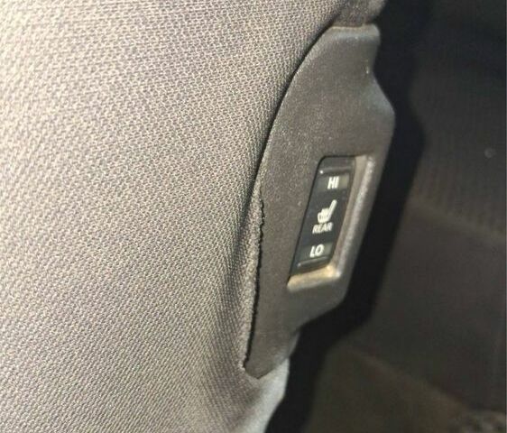 Серый Ниссан Лиф, объемом двигателя 0 л и пробегом 20 тыс. км за 9000 $, фото 9 на Automoto.ua